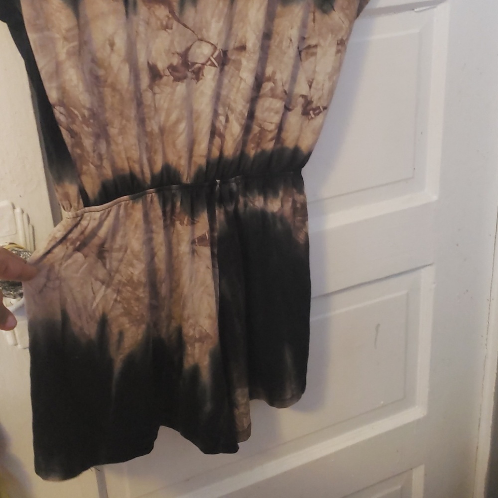 Romper - Picture 4 of 4